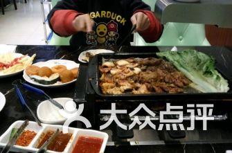 魔宗烤肉爆料视频播放,视频播放背后的火爆现象解析