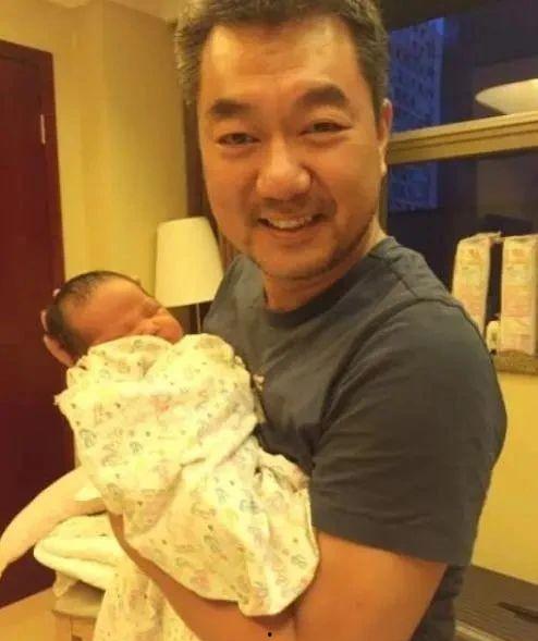 老婆爆料董勇饮食视频,老婆爆料揭秘明星日常饮食