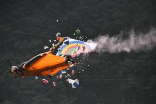 绣人的飞行在线观看,穿越时空的奇幻之旅