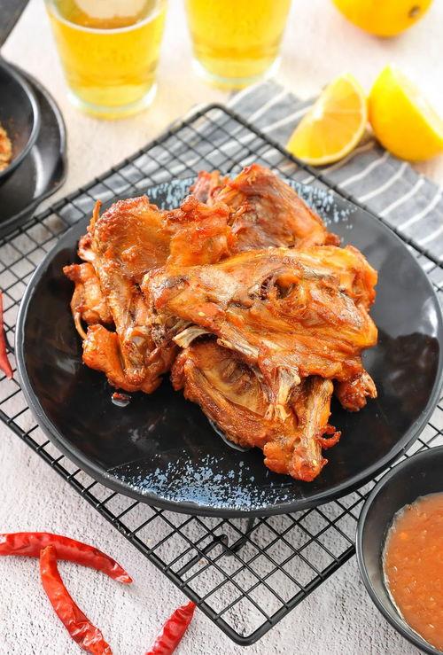 东北炸鸡架爆料视频完整版,揭秘网红美食背后的制作过程与风味之谜