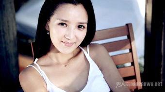 娱乐爆料何洁视频播放,娱乐爆料引发热议