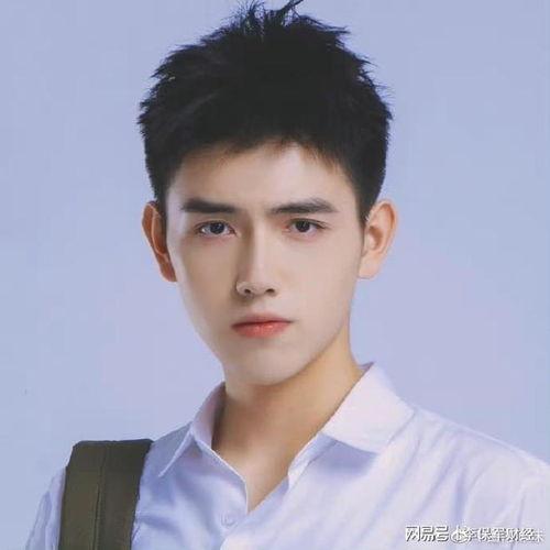 狗仔爆料陈飞宇王一博视频,狗仔爆料引发热议