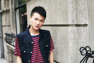 圈内爆料周深尹约,揭秘明星背后的神秘恋情