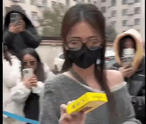 吃瓜娱乐奇闻八卦,吃瓜群众必看的奇闻八卦大盘点