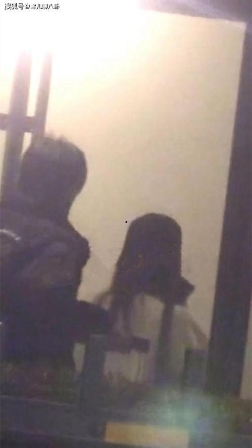 金晨和某伦被爆料恋情视频