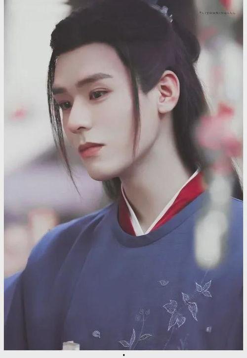 龚俊迪丽热巴最新爆料,揭秘甜蜜恋情背后的故事