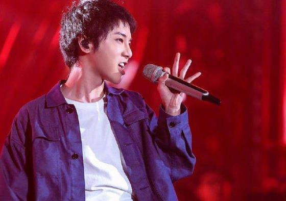 华晨宇被观众爆料视频是真的吗